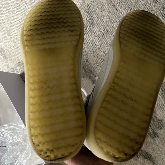 Isabel Marant High Top Sneakers - Picture 5 of 7